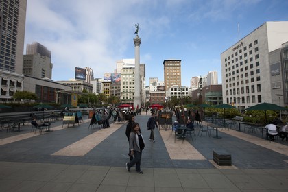 07 06 2011 - San Francisco (USA,CA) - 34th America's Cup - Union Square