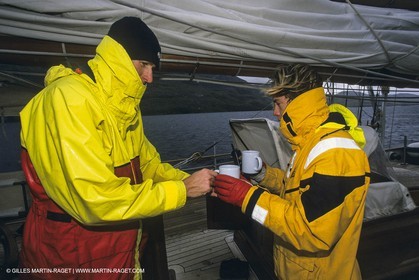 Voile, croisière, personnages, hommes