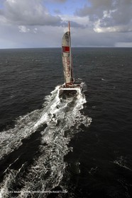 Orange II - 2004 Jules Verne Trophy - Ouessant - 2nd starting line crossing