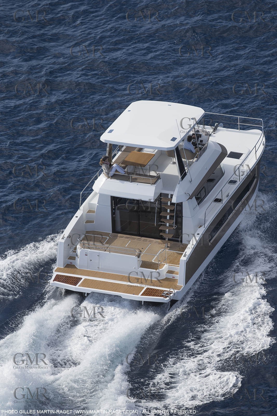 08 04 2015, Andraitx (Isla de Mallorca, Islas Baleares, ESP), Chantier Fountaine-Pajot, Motor Yacht 37