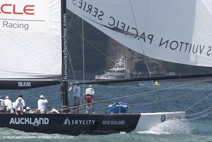 03 02 2009 - Auckland (NZL) - Louis Vuitton Pacific Series - Racing Day 4 - Round Robin 1
