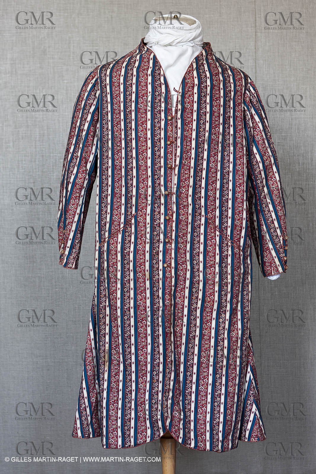 30 06 2011 - Toulon (FRA,83) - Villa Rosemaine - Indiennes sublimes exhibition