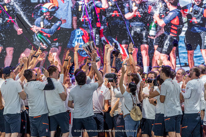04 10 2024, Barcelona (ESP), 37th America's Cup, Louis Vuitton Cup Final, Race Day 7 , Prizegiving