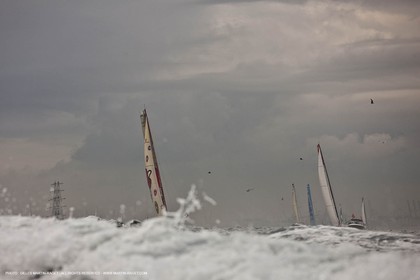 31 12 2010 - Barcelona (ESP) - Barcelona World Race 2010l - Start