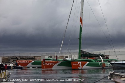 14 05 09 - Marseille - Record de la Méditerranée - Groupama 3 - Franck Cammas - G class - Départ de Marseille pour Carthage