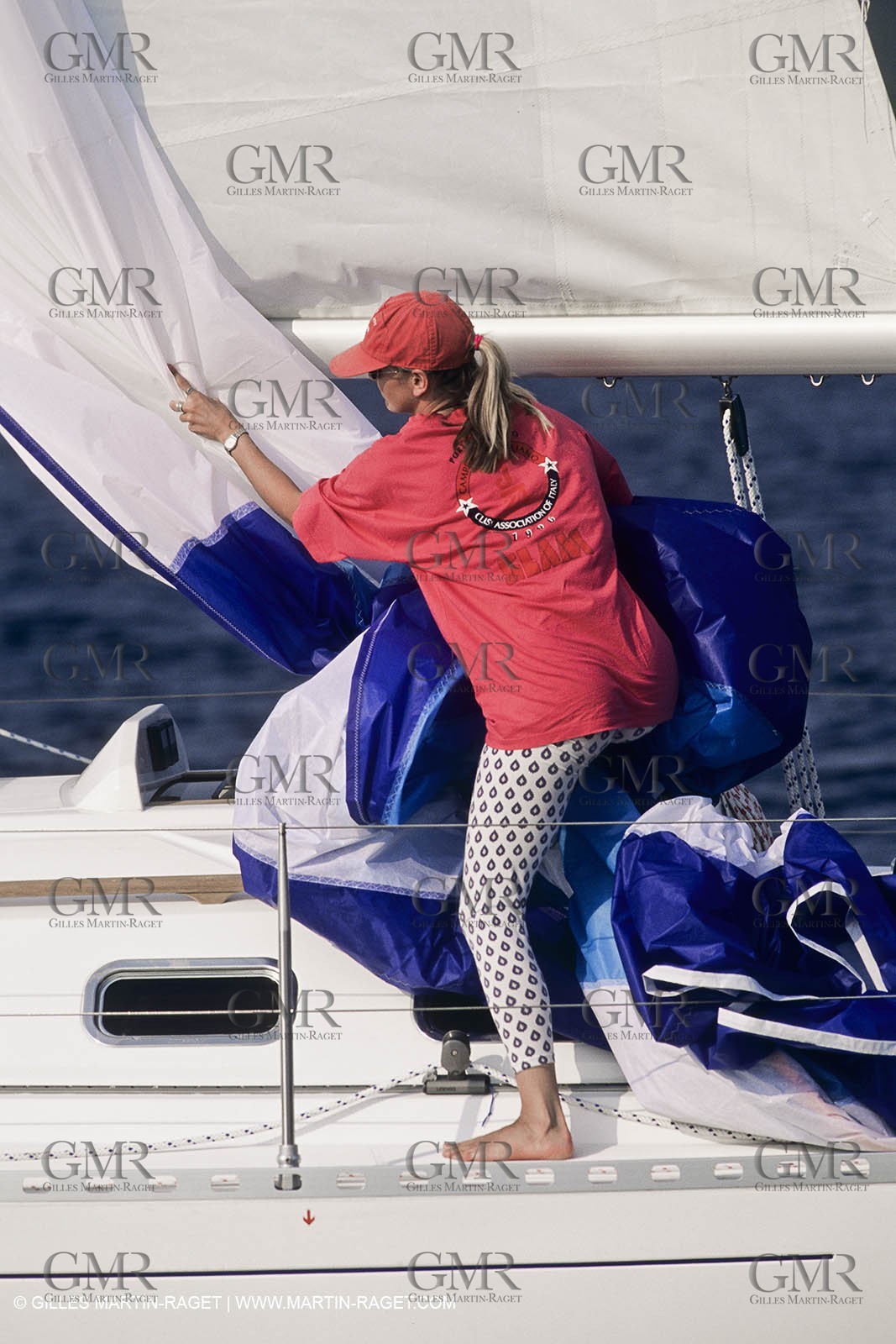 Sailing, cruising, women onboard