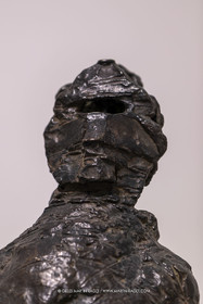 30 10 2023, Montpellier (FRA), oeuvre de Germaine Richier, Exposition Centre Pompidou - Musée Fabre 2023, Le Pentacle, Bronze patiné foncé, Edition HC1, Fondeur : C. Valsuani, Paris, 80 x 36 x 23 cm, Pinault Collection