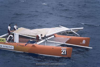 Yacht racing, Breakages, accidents,