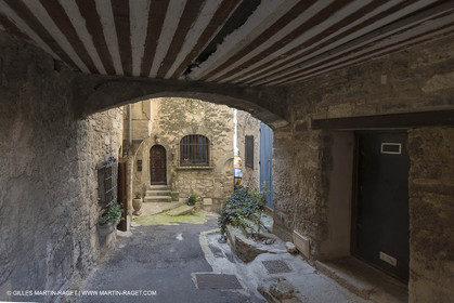 19 04 2018, Bonnieux (FRA,84)