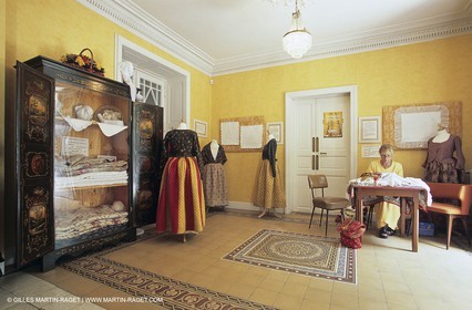 Boutis - cloths from Provence