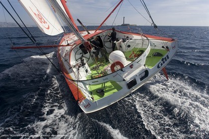 20 09 2007 - Marseille (FRA, 13) - Monos IMOCA - GROUPE BEL (Kito de Pavant) - Premières navigations