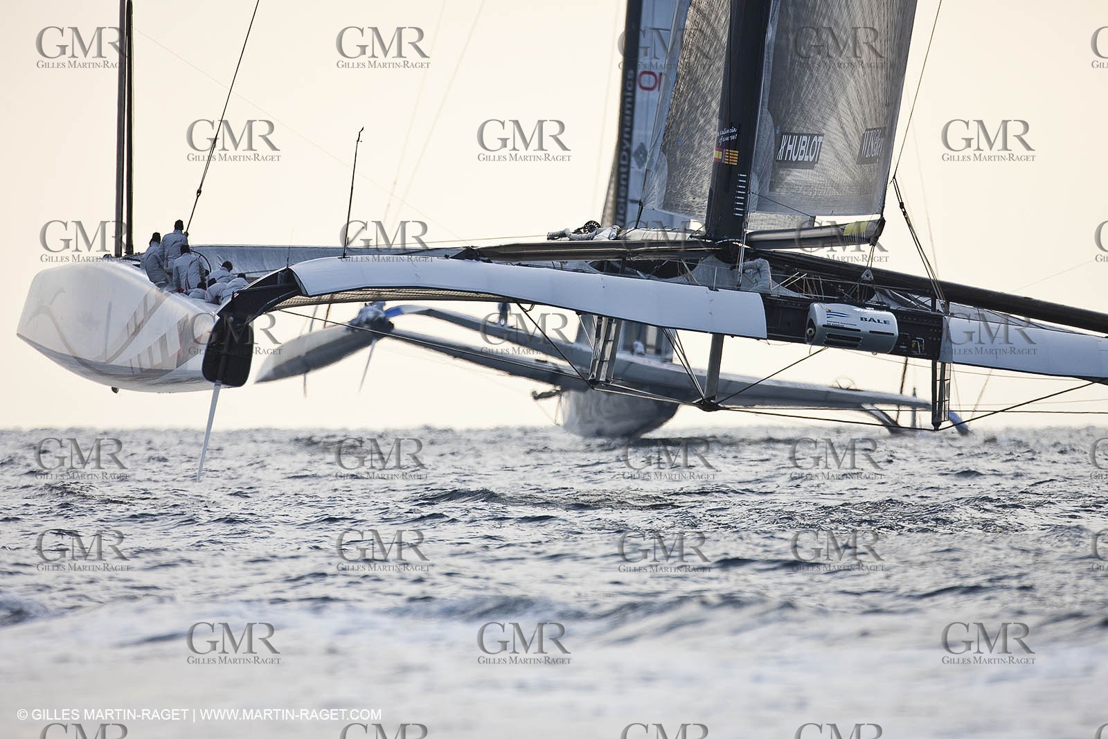 14 02 2010 - Valencia (ESP) - 33rd America's Cup - BMW ORACLE Racing - Race 2