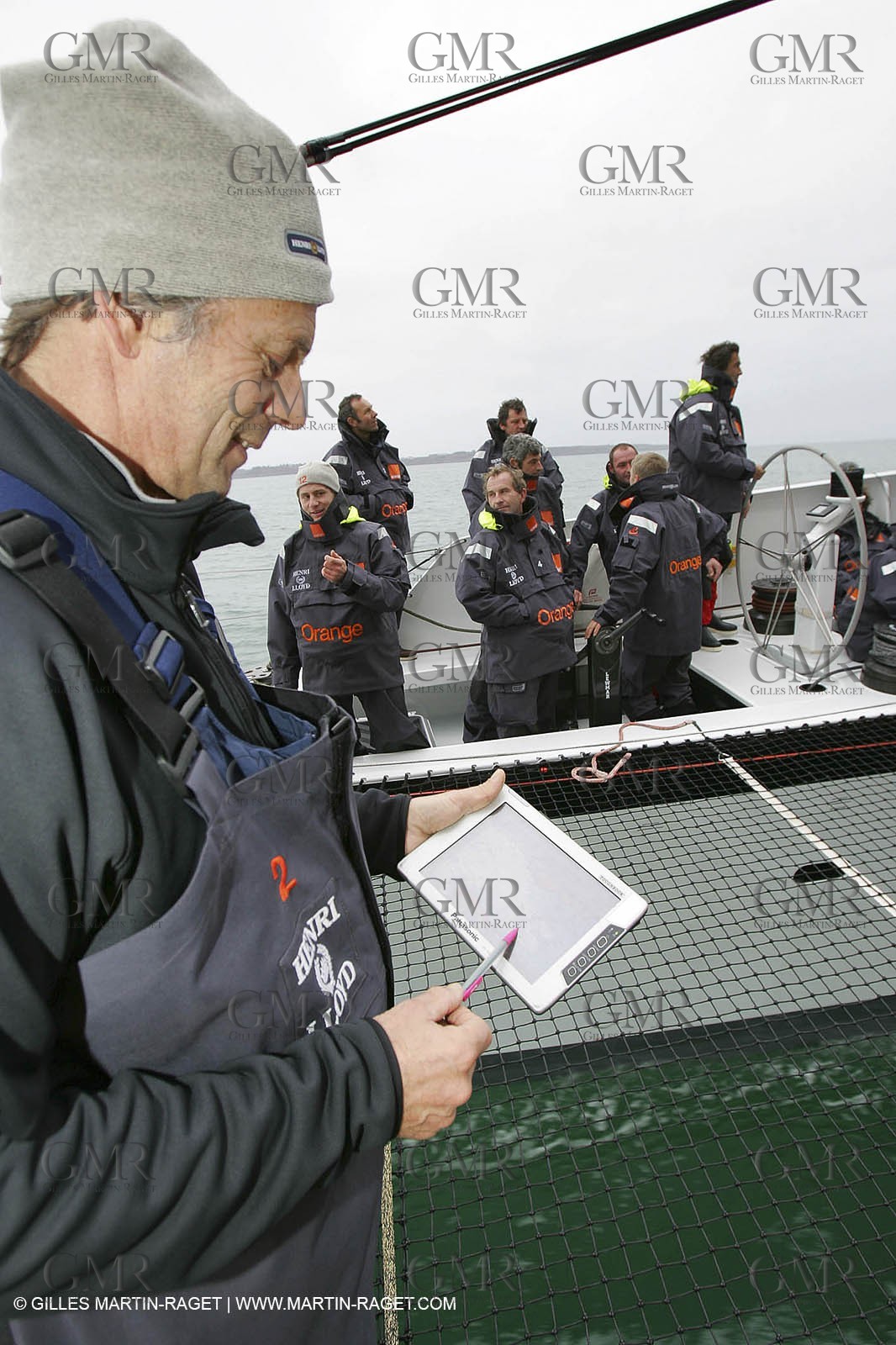 Trophée Jules Verne - Lorient - 30 12 04 - Orange II - Entraînement - A bord - Roger Nilson