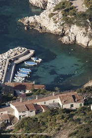 04 04 2009 - Marseille (FRA, 13) - Les Calanques - Calanque de Sormiou vue depuis le Baou Rond