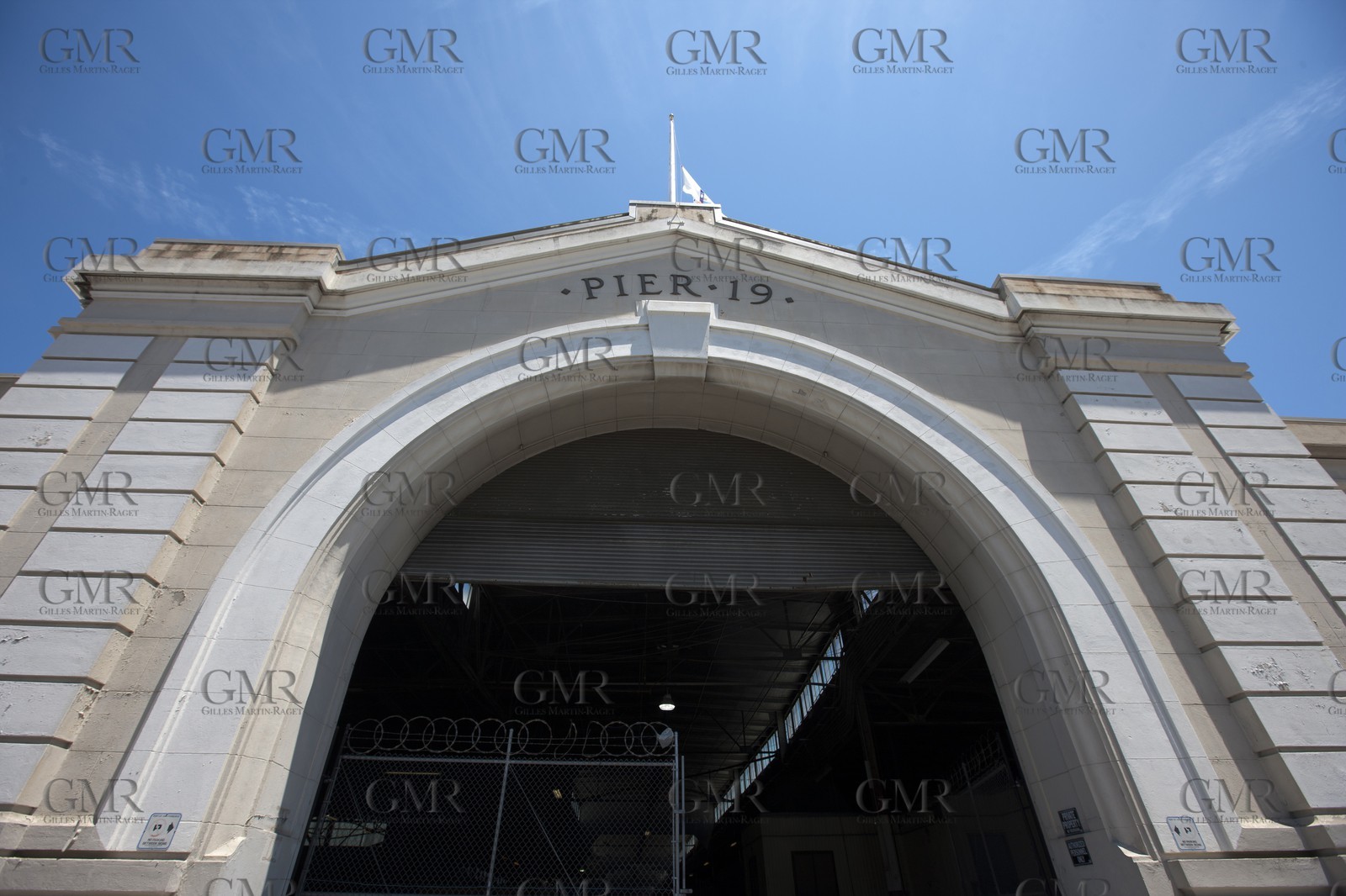 07 06 2011 - San Francisco (USA,CA) - 34th America's Cup - Event sites -  The Piers in their state of origin - Pier 19