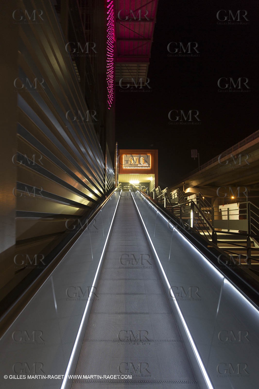 18 11 2012, Marseille (FRA,13), Le silo d'Arenc, offices and public performance  building