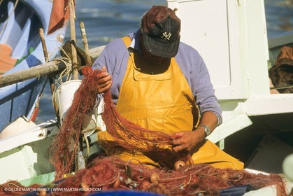 Pêche, barques, pointus, pêcheurs