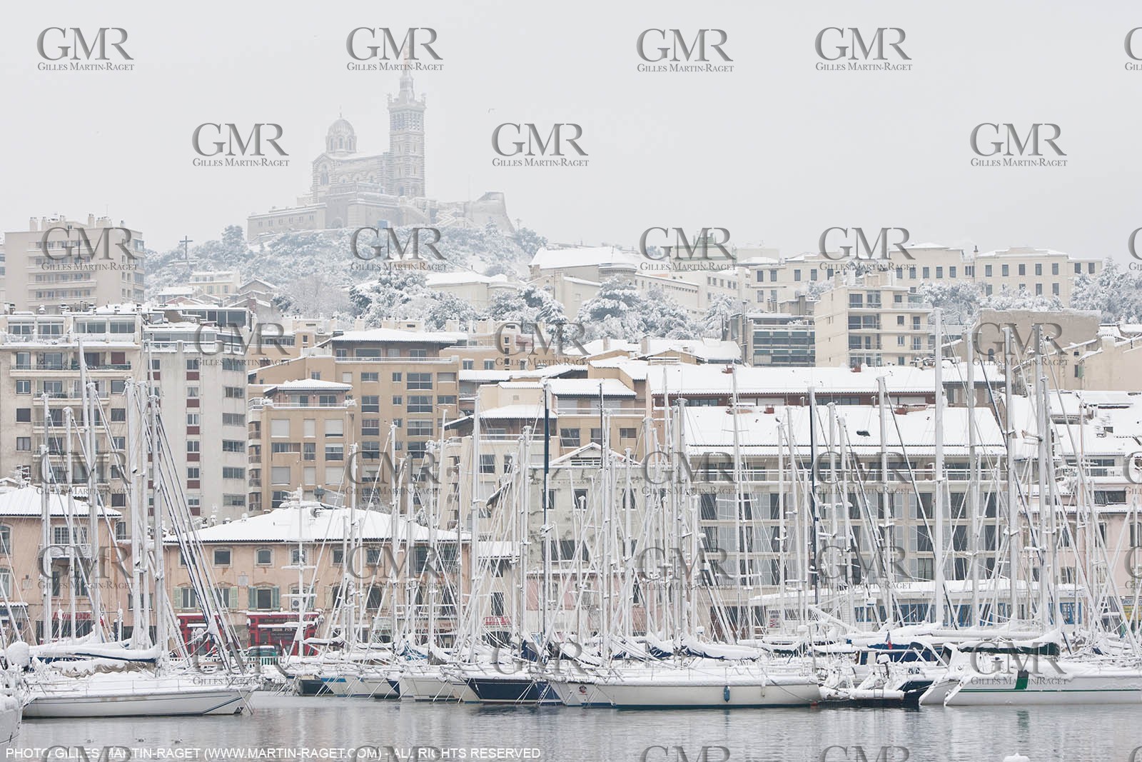 07 01 2009 - Marseille (FRA,13) - Exceptional snow amount on the city