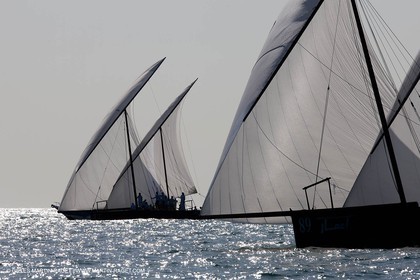 20 11 2010 - Dubai (UAE) - Dubai Louis Vuitton Trophy - Courses de boutres traditionnels pour les équipes engagées