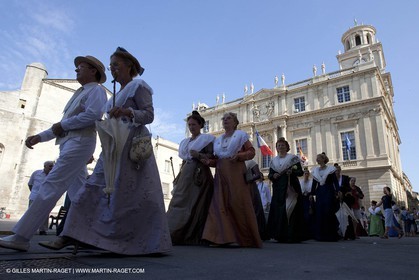 04 07 2010 - Arles (FRA,13) - Fête du costume 2010