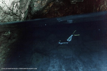 06 05 2009 - Marseille (FRA, 13) - Les Calanques - Morgiou - Le trou du soufleur
