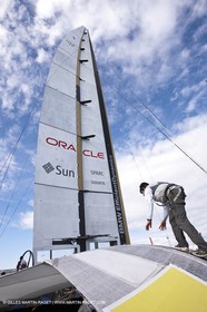 08 02 2010 - Valencia (ESP) - 33rd America's Cup - BMW ORACLE Racing - Day off 1 - Getting the yacht ready