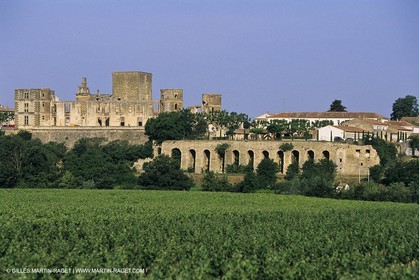 Aix en Provence area - La Tour d'Aigues