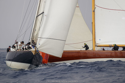 19 06 2024, Porquerolles Island (FRA), Championnat du monde des 12 m JI 2024, Race Day 1