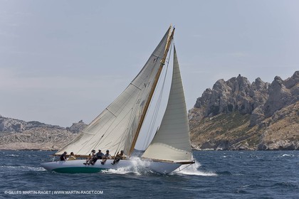 Sailing, Classic yachts, Voiles Vieux Port 2009, Marseille (FRA)