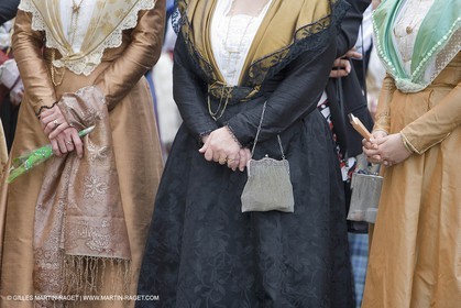 Arlésiennes en costume - Fête des Gardians - Arles