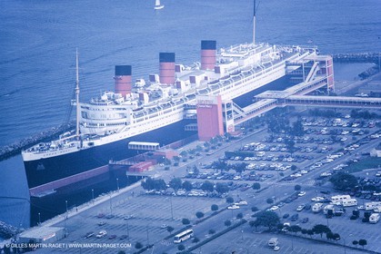 Paquebots, liners, cruise ships