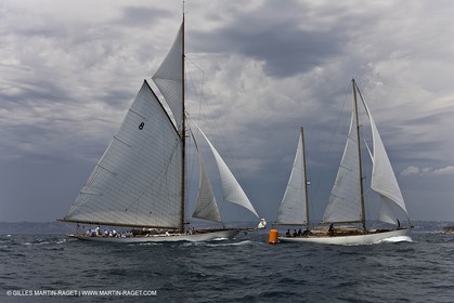 Sailing, Classic yachts, Voiles Vieux Port 2009, Marseille (FRA)