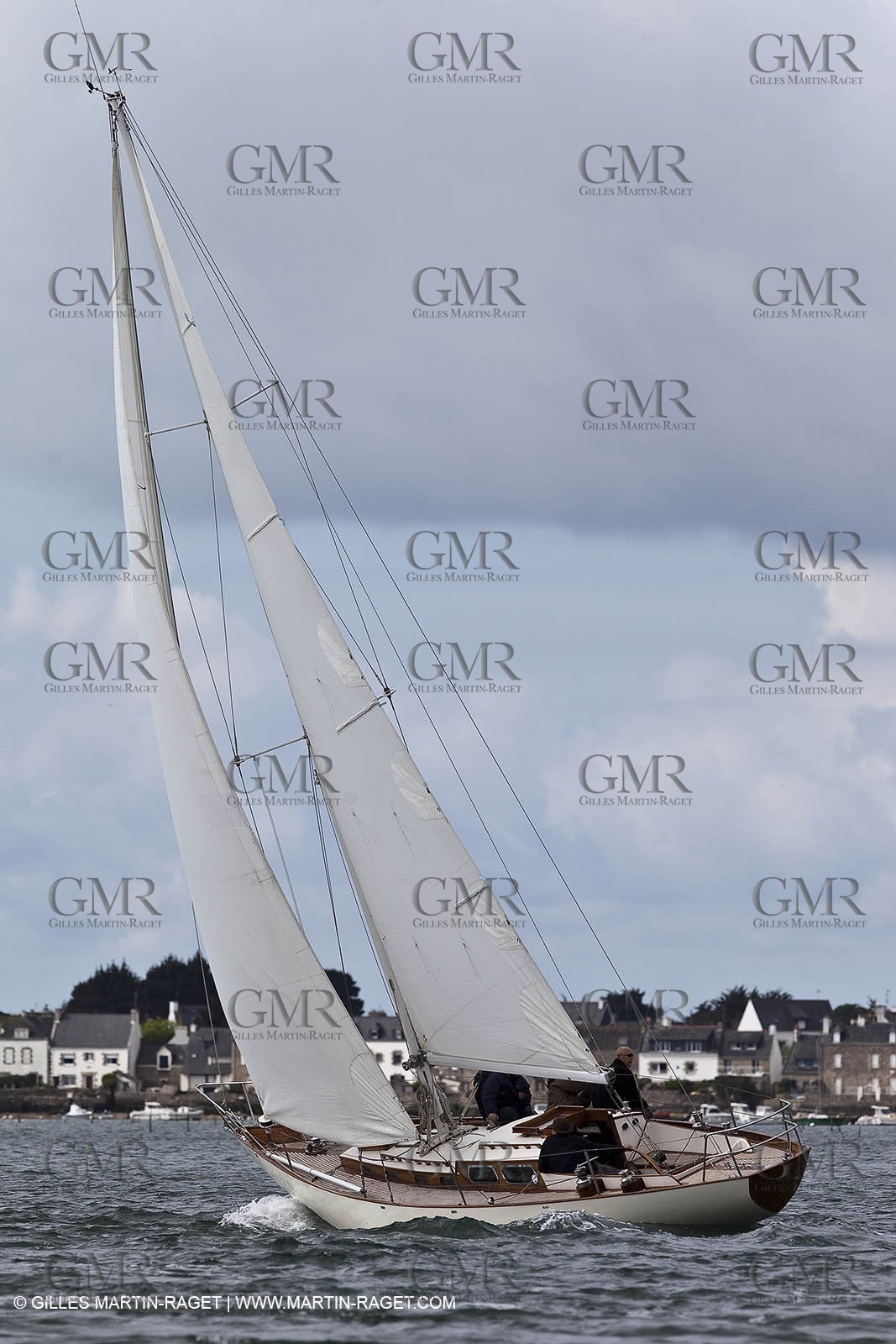 01-05-10 - Le Bono (FRA,56) - Regate Classique -Acteia II - Maica