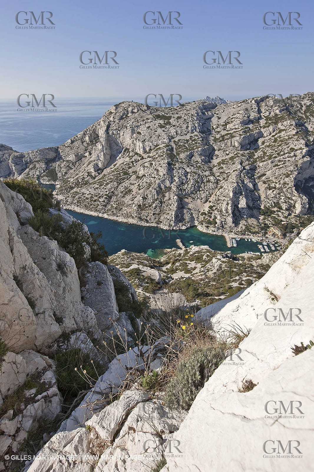 11 03 2009 - Marseille (FRA, 13) - Les Calanques- Calanque de Morgiou as seen from Crêt St Michel belvedere