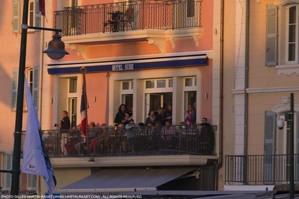 01 10 2025, Saint-Tropez (FRA,83) , Voioes de Saint-Tropez 2015, Day 4, Crew parade