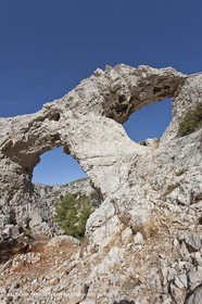 07 09 2009 - Marseille (FRA, 13) - Les Calanques - Massif de Marseilleveyre - Les  arches