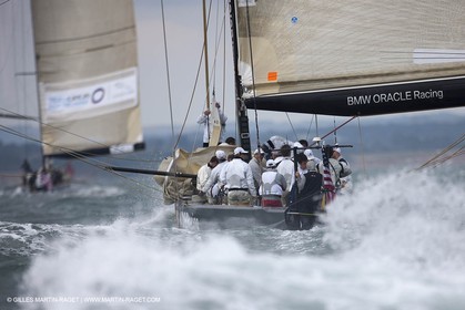 03 08 2010 - Cowes (UK, IOW) - The 1851 Cup -  BMW ORACLE Racing - Day 1