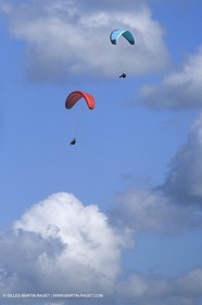 watersports, parachute ascensionnel, winglider, paraglider, aile volante