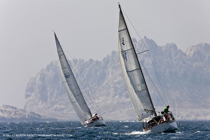 Sailing, Classic yachts, Voiles Vieux Port 2009, Marseille (FRA)