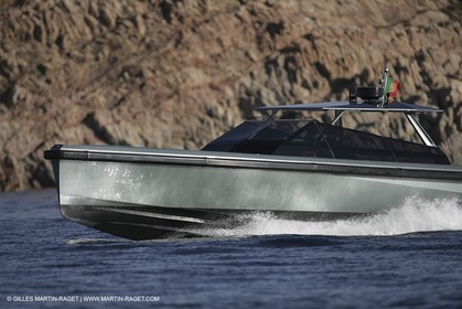 16 07 2007 - Portisco (Italie, Sardaigne) - Wally Power 47, 2007 version