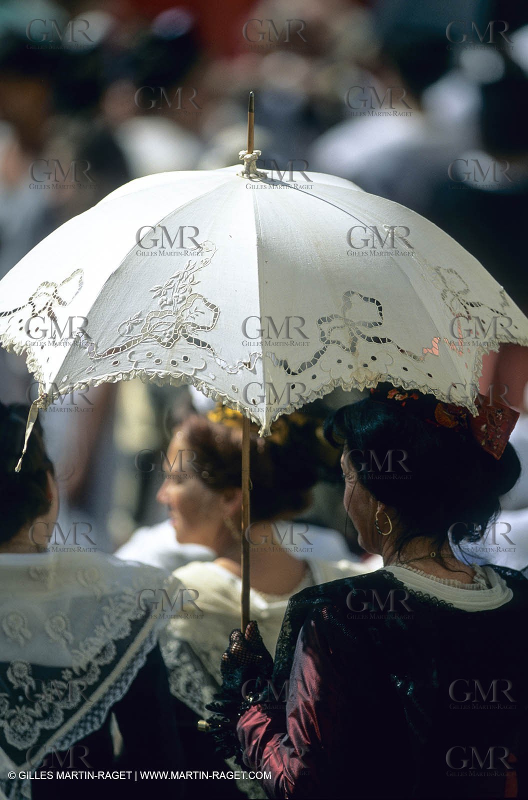 Arles (FRA,13) - Costume from Arles Fest