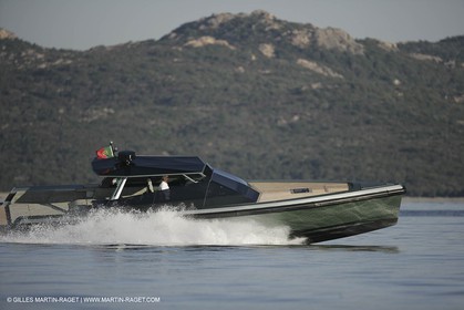 16 07 2007 - Portisco (Italie, Sardaigne) - Wally Power 47 millesime 2007