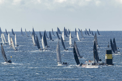 28 09 2022? Saint-Tropez,(FRA,83), Les Voiles de Saint-Tropez 2022 Régate N° 2 poup les modernes, navigation libre pour les grandes goélettes