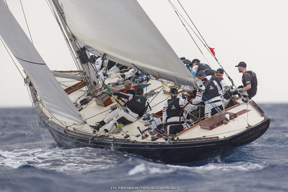 19 06 2024, Porquerolles Island (FRA), Championnat du monde des 12 m JI 2024, Race Day 1