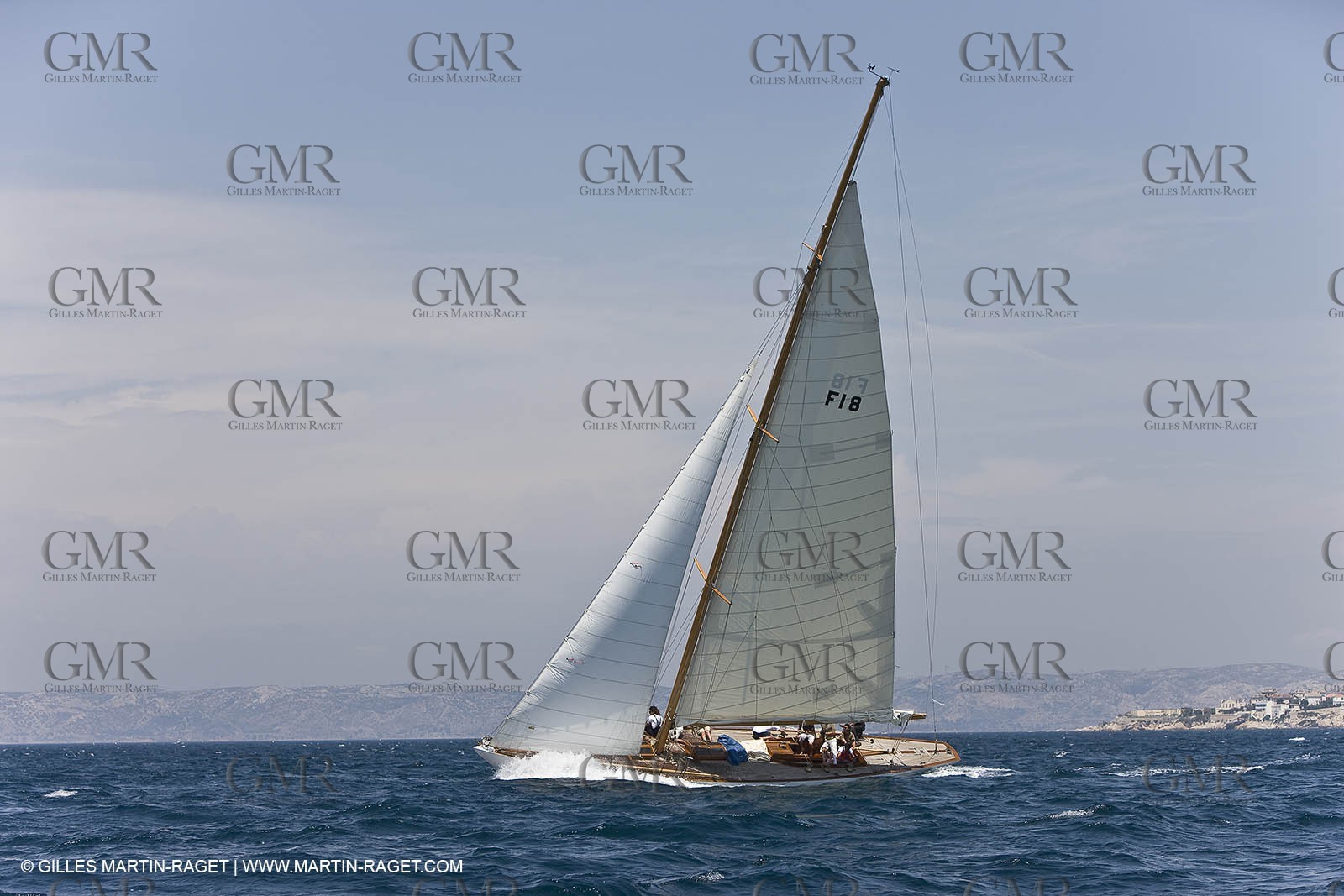 Sailing, Classic yachts, Voiles Vieux Port 2009, Marseille (FRA)