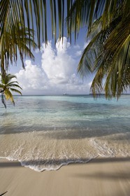 01 02 2008 - San Blas Archipelago (Panama) - Motor Yacht Senses