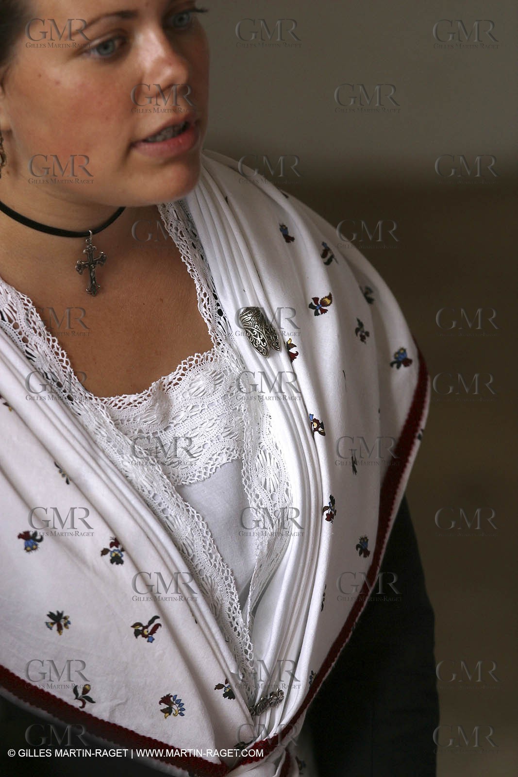 Women of Arles in traditional costume
