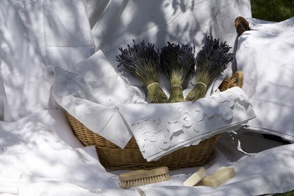 Vallon Raget, Linge de maison