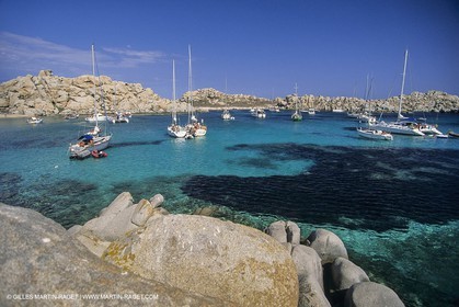 sailing, cruising, monohull at the mooring