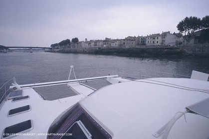 Sailing, Cruising, Multihulls under sails